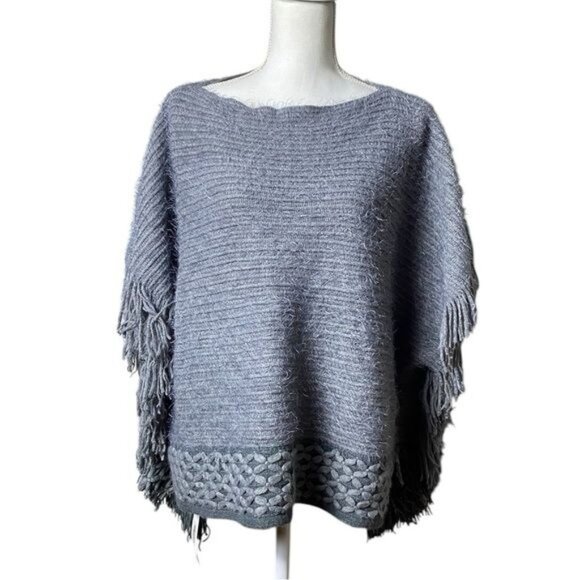 Lida Collection Womens Knit Poncho One Size Shawl Wrap Chunky Fringe Gra… - Picture 2 of 7